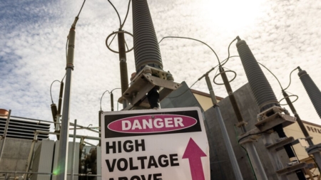 L.A. is replacing its largest gas plant with green hydrogen