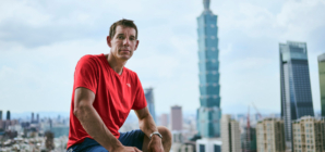 Alex Honnold’s ropeless climb of Taipei 101 skyscraper rescheduled due to weather