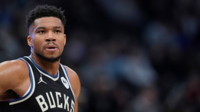 Giannis Antetokounmpo Suffers Injury Amid Trade Rumors
