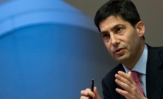 Trump picks Kevin Warsh to chair Federal Reserve amid pressure campaign to cut rates