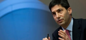 Trump picks Kevin Warsh to chair Federal Reserve amid pressure campaign to cut rates