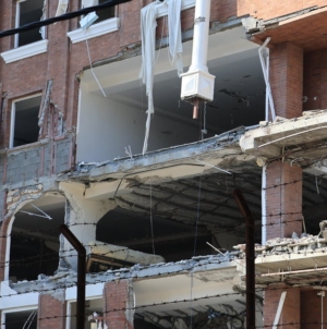 At least 1 killed in Iranian port city blast ahead of Iran’s naval drill in the Strait of Hormuz