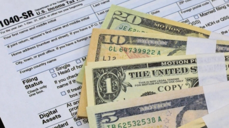 The “K-shaped” economy will affect your 2026 tax refund. Here’s how.