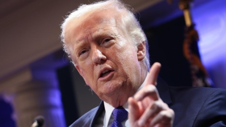 Trump raises his new global tariffs to 15% after Supreme Court's strike down