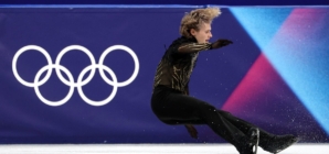 Ilia Malinin misses Olympic medal after falling in free skate, finishes in 8th place
