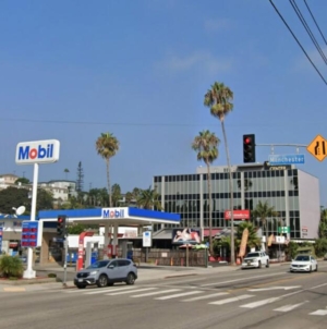 Pregnant woman, unborn child killed by car while riding bicycle with family in Playa del Rey