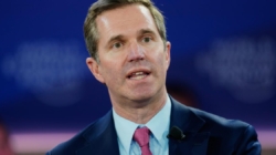 Comparing Andy Beshear, Gavin Newsom as they eye White House