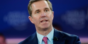 Comparing Andy Beshear, Gavin Newsom as they eye White House