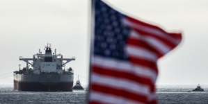 U.S. oil tops $100 as Iran war shows no sign of ending soon