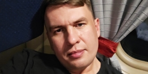 A Kremlin loyalist suddenly turned against Putin. A day later, he was in a psychiatric hospital.