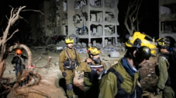 Iranian missile strikes injure 115 in Israel, officials say, puncturing air defenses and shocking the public