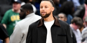 Steph Curry Shares Emotional Message After Dell Curry’s Jersey Retirement