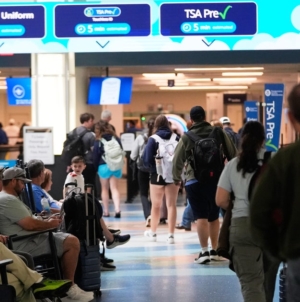 TSA PreCheck Touchless ID can save you time as airport lines get longer. Here’s how to sign up.