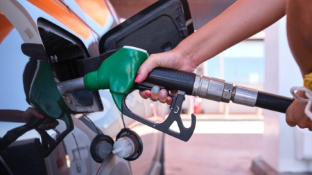 Brent crude touches $115 a barrel, while U.S. stocks recover some losses