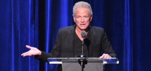Fleetwood Mac’s Lindsey Buckingham’s alleged stalker arrested