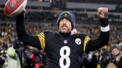 Steelers Give Aaron Rodgers Another Reason to Stay With Latest Draft Projection