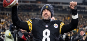 Steelers Give Aaron Rodgers Another Reason to Stay With Latest Draft Projection