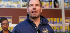 Swalwell “suspends” campaign for governor’s race following allegations of sexual assault, nude photos