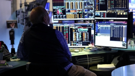 Despite uncertainty over the Iran war, the S&P 500 and Nasdaq hit record highs. Here’s why.