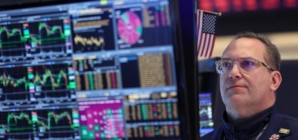 Stock hold steady, oil lifts above $100 a barrel after U.S. begins partial blockade Strait of Hormuz