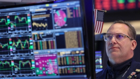 Stock hold steady, oil lifts above $100 a barrel after U.S. begins partial blockade Strait of Hormuz