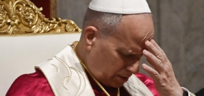 Pope Leo criticizes “idolatry of self” in latest rebuke of Iran conflict: “Enough with war!”
