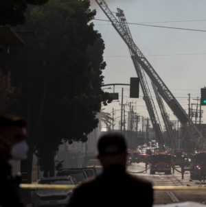What are the smoke and health risks from the Boyle Heights fire?