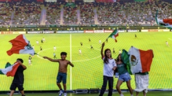 ‘¡Coreano, hermano!’ Mexico vs. Korea match brings out more romance than rivalry in L.A.