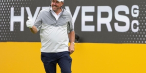 Phil Mickelson’s lawyer: Video refutes sexual misconduct allegation