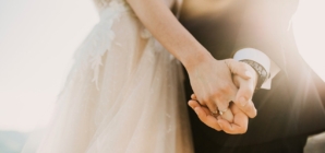 Catholic priest advises engaged couples to stop having sex before wedding