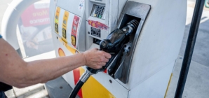 Oil prices tumble as pause in U.S.-Iran fighting sparks market relief