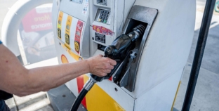 Oil prices tumble as pause in U.S.-Iran fighting sparks market relief