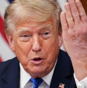 U.S. doing “amazing job” in Iran, Trump says, adding Iran doing “very, very poorly”