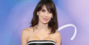 Hilaria Baldwin stuns in bikini workout video as fans praise mom of 7