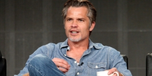 Timothy Olyphant reveals he avoids computers on ‘SmartLess’ podcast