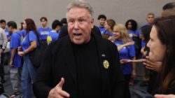 Ex-gubernatorial candidate pleads not guilty to threatening witnesses