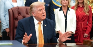 Trump says U.S. continues to hold peace talks with Iran