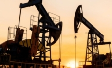 Trump says oil companies should cut gas prices after making “too much money”