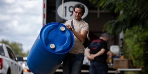 Hundreds of thousands of people in Puerto Rico wake up with no running water as rationing begins: “It’s brutal”